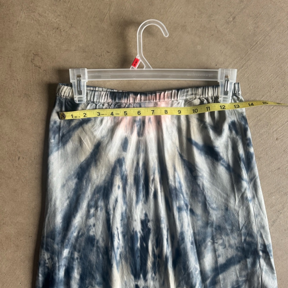 Young, Fabulous & Broke Feleity Skirt Tie-Dye Satin Midi Skirt (S) - Picture 4 of 8